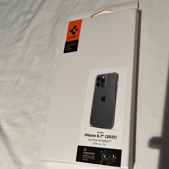 Apple iPhone 13 max pro case - clear ( new in box )